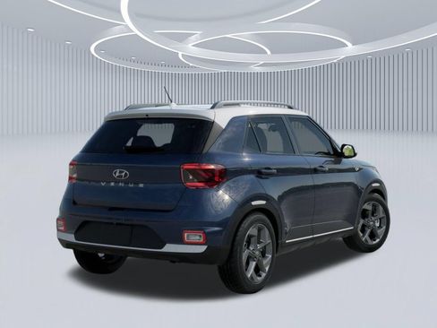 New 2026 Hyundai Venue SEL FWD image 4