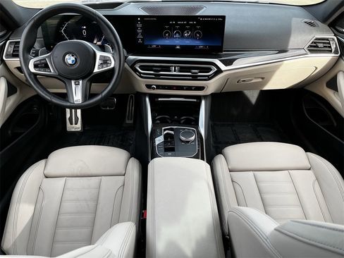 Used 2024 BMW M440i Coupe w/ Premium Package image 9