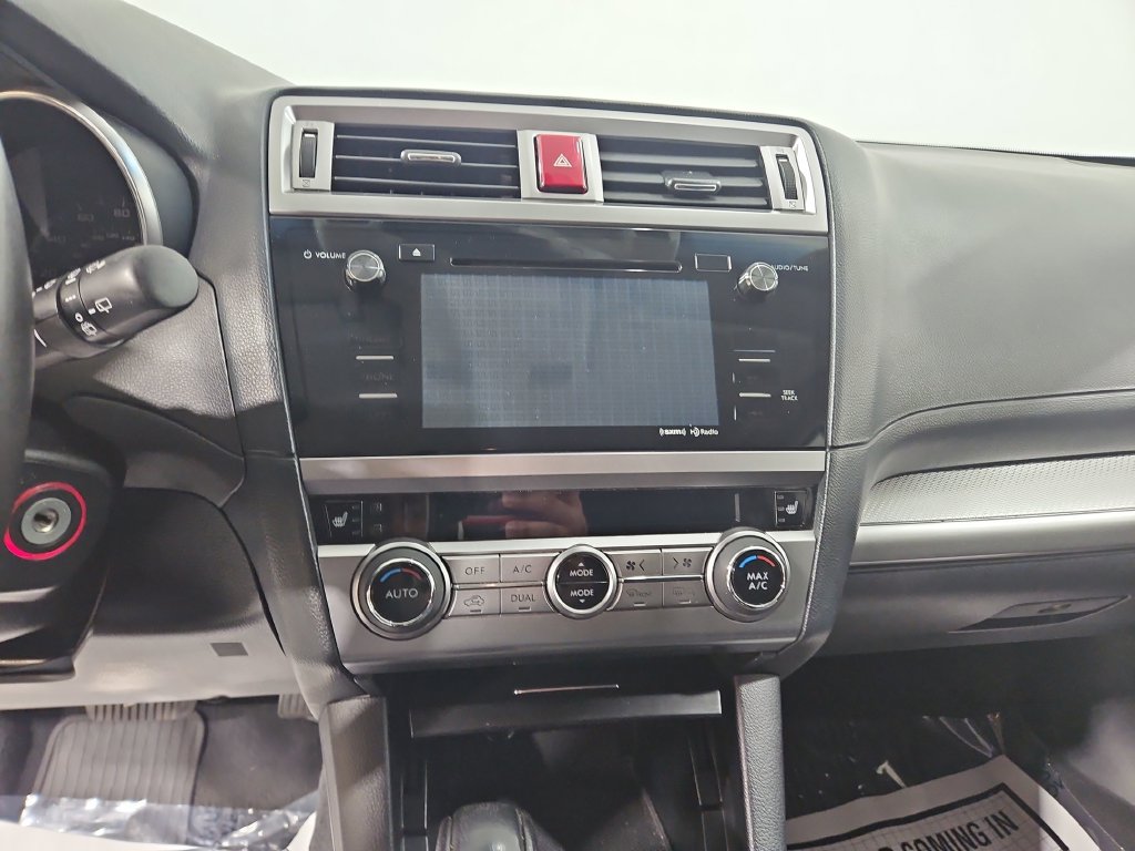 Used 2017 Subaru Outback 2.5i Premium AWD/4WD image 19