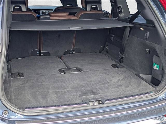 Used 2024 Volvo XC90 B5 Plus w/ Protection Package Premier AWD/4WD image 6