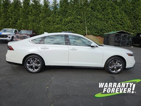 Used 2023 Honda Accord EX-L image 8