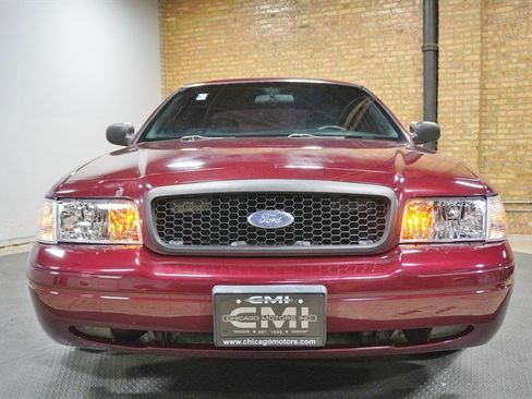 Used 2010 Ford Crown Victoria Police Interceptor RWD image 4