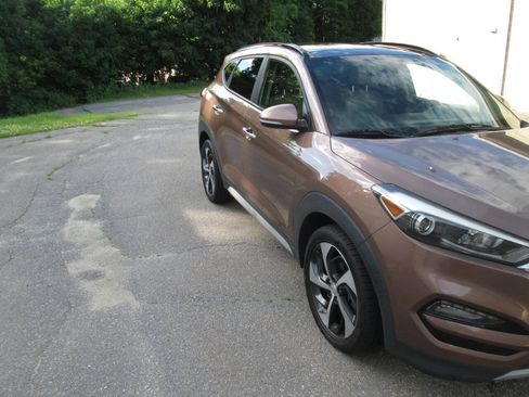 Used 2017 Hyundai Tucson Limited w/ Limited Ultimate Package 03 AWD/4WD image 5