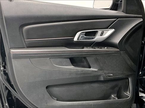 Used 2015 GMC Terrain SLT image 19