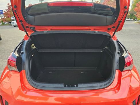 Used 2021 Hyundai Veloster Turbo image 20