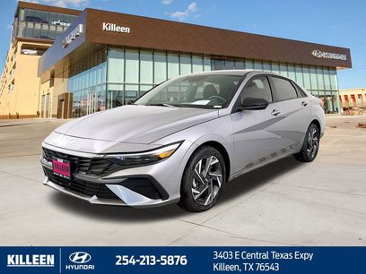 New 2025 Hyundai Elantra SEL