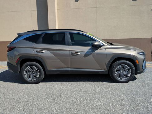 Certified 2025 Hyundai Tucson Blue image 3