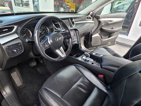 Used 2019 INFINITI QX50 Essential image 15