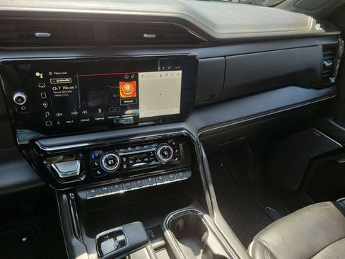 Used 2022 GMC Sierra 1500 AT4X AWD/4WD image 13