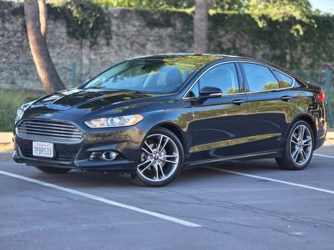 Used 2014 Ford Fusion Titanium FWD image 19