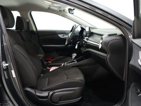 Used 2024 Kia Forte LXS image 33