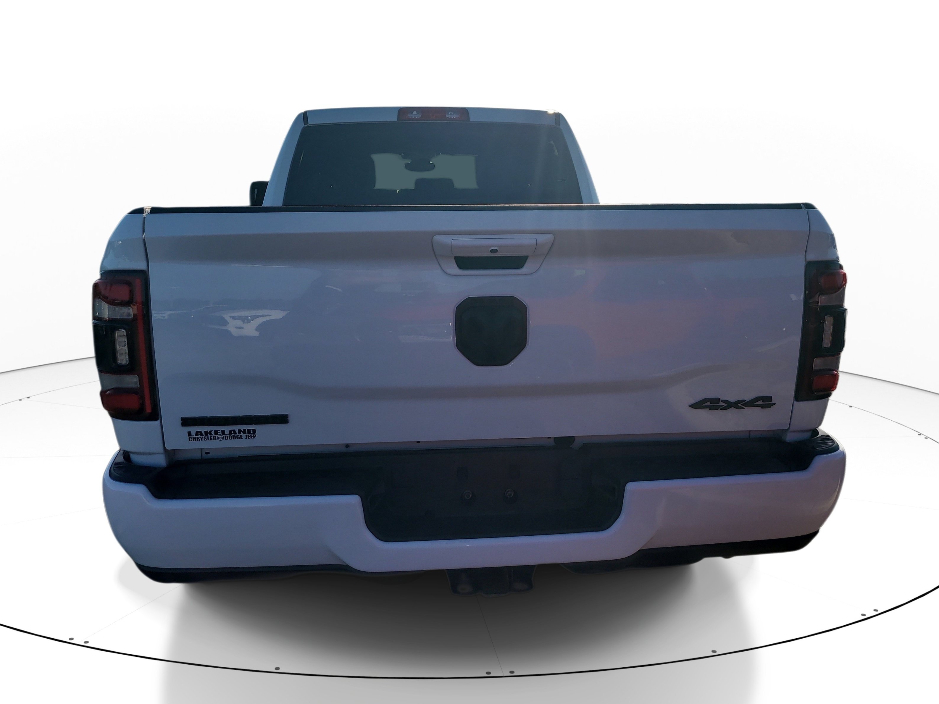 Used 2024 RAM 2500 Big Horn w/ Night Edition AWD/4WD image 5