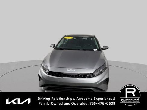 Used 2024 Kia Forte LXS w/ LXS Technology Package FWD image 3