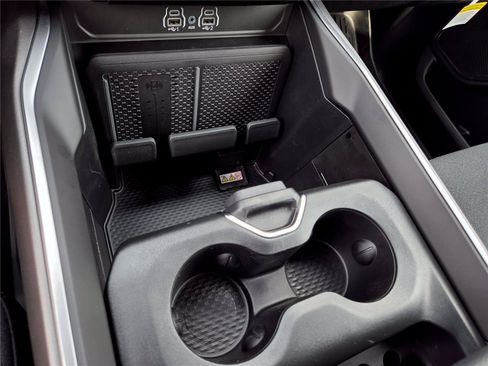 New 2026 RAM 1500 Big Horn AWD/4WD image 15