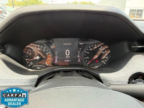 Used 2023 Jeep Compass Latitude AWD/4WD image 14