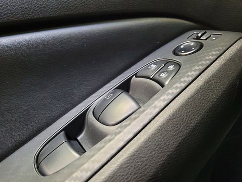 Used 2024 Nissan Altima 2.5 SV AWD/4WD image 27