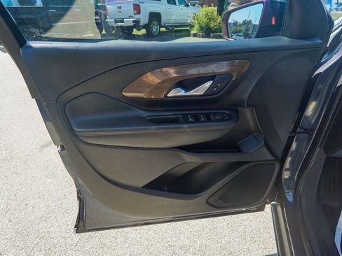 Used 2019 GMC Terrain SLE w/ Driver Convenience Package FWD image 14