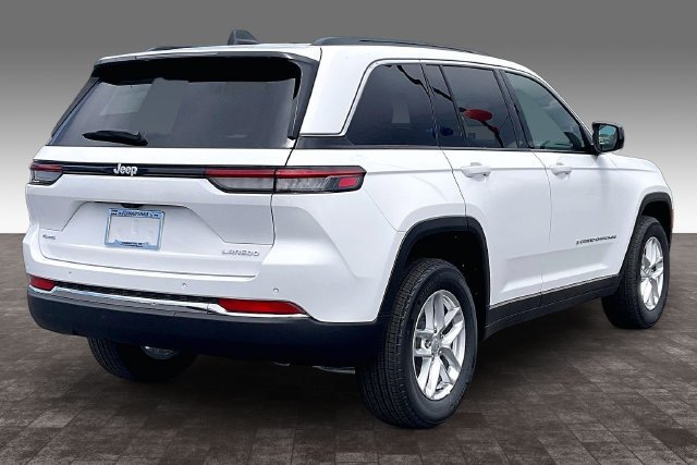 New 2026 Jeep Grand Cherokee Laredo X AWD/4WD image 15