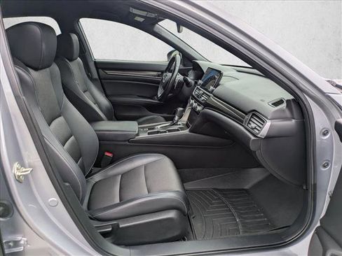 Used 2018 Honda Accord Sport image 24