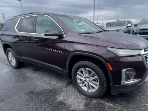 Used 2023 Chevrolet Traverse LT image 7
