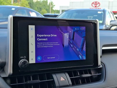 Certified 2025 Toyota RAV4 XLE AWD/4WD image 20