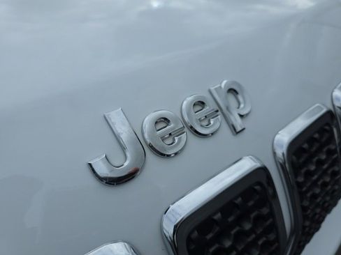 Used 2020 Jeep Cherokee Latitude Plus w/ Cold Weather Group image 59