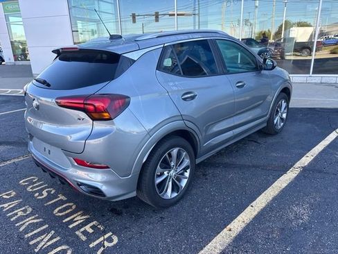 Used 2023 Buick Encore GX Select w/ Experience Buick Package AWD/4WD image 3