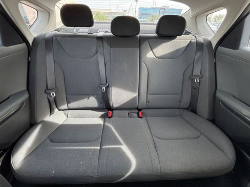 Used 2025 Kia K4 FWD image 37
