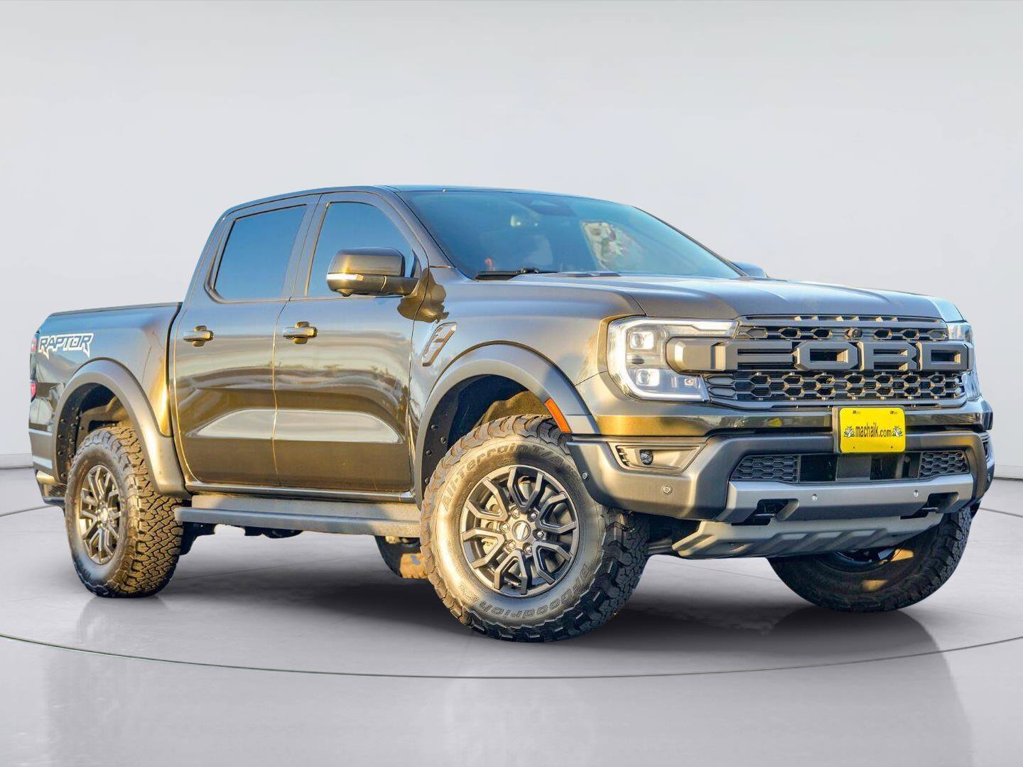 Certified 2024 Ford Ranger Raptor AWD/4WD image 1