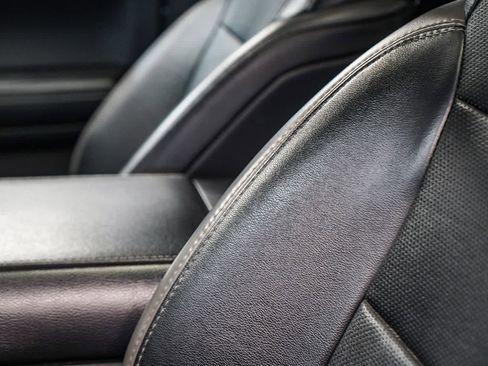 Used 2018 Ford F150 Raptor w/ Equipment Group 802A Luxury image 17