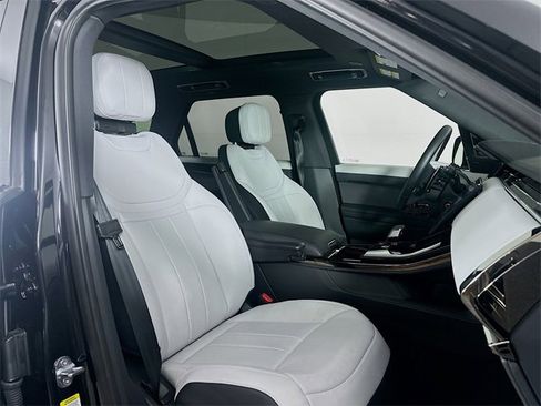 Used 2025 Land Rover Range Rover Sport Dynamic SE image 28