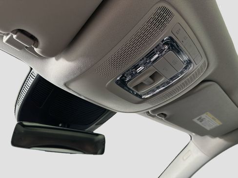 Used 2022 Mercedes-Benz GLS 450 4MATIC image 20