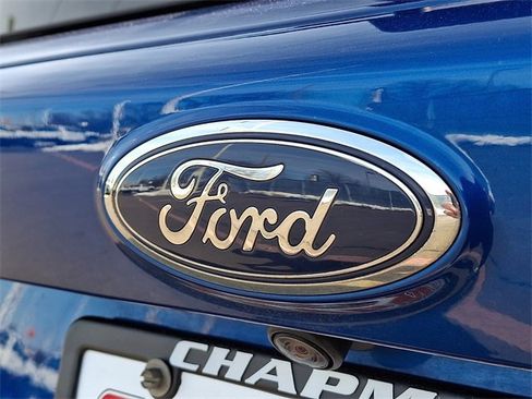 Certified 2018 Ford Escape SE w/ SE Sport Appearance Package image 28