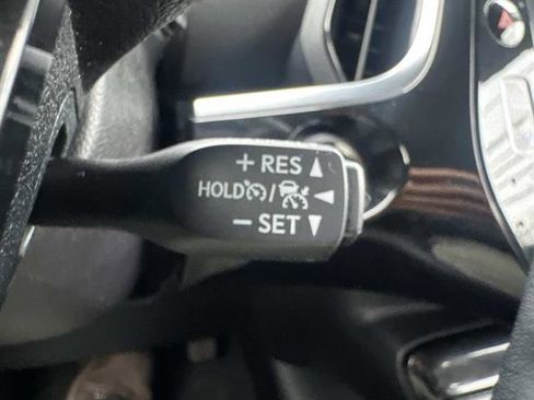 Used 2021 Toyota Prius Prime XLE image 36