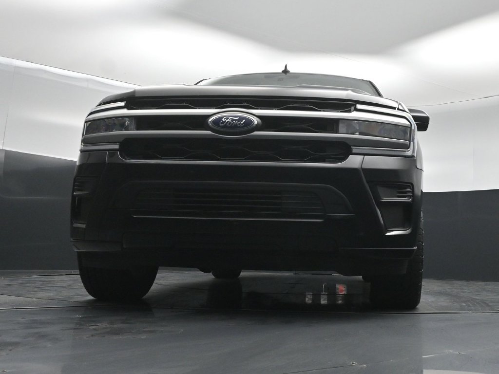 Used 2022 Ford Expedition XLT RWD image 44