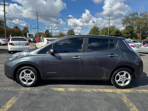 Used 2013 Nissan Leaf SV w/ LED & Quick Charge Pkg image 9