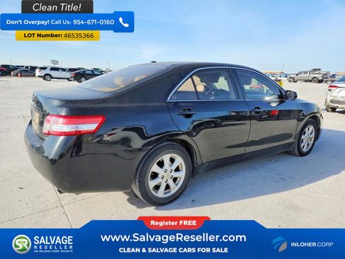 Used 2010 Toyota Camry Sedan image 4