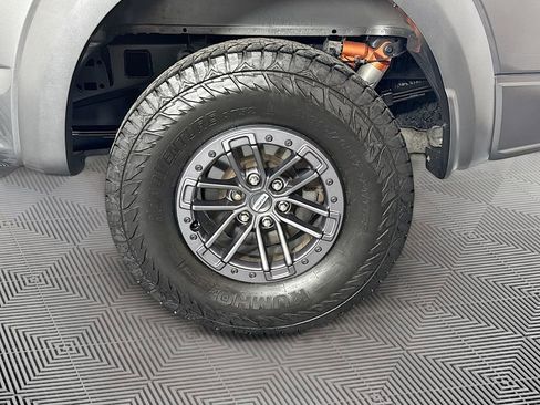 Used 2019 Ford F150 Raptor w/ Equipment Group 802A Luxury AWD/4WD image 36