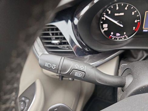 Used 2023 Buick Envision Preferred image 20