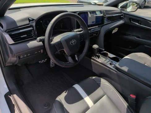New 2026 Toyota Camry SE FWD image 17