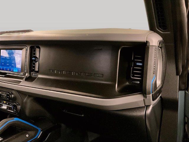 Used 2022 Ford Bronco Black Diamond AWD/4WD image 15