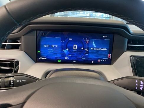 New 2027 Chevrolet Bolt LT w/ Comfort Package FWD image 16