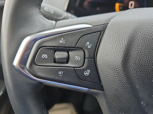 Used 2024 Chevrolet Trax LT w/ Driver Confidence Package image 21