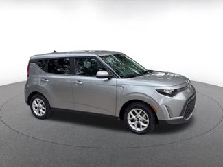 Used 2025 Kia Soul LX w/ LX Technology Package FWD video 2