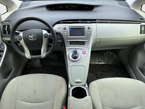 Used 2015 Toyota Prius Two FWD image 12