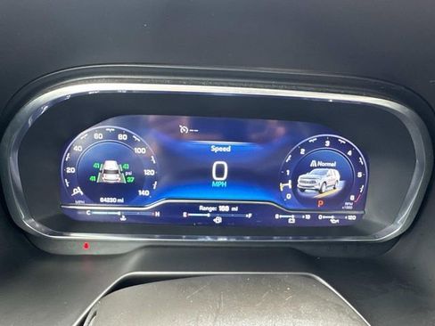 Certified 2024 Chevrolet Suburban RST image 41