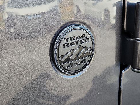 New 2025 Jeep Gladiator Sport image 21