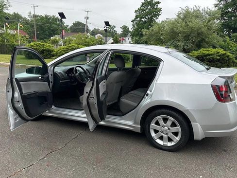 Used 2012 Nissan Sentra 2.0 SR image 32