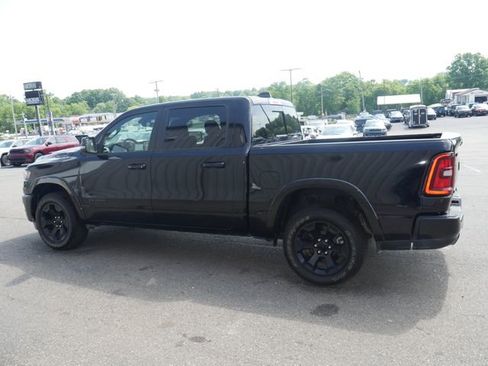 Used 2025 RAM 1500 Big Horn AWD/4WD image 11