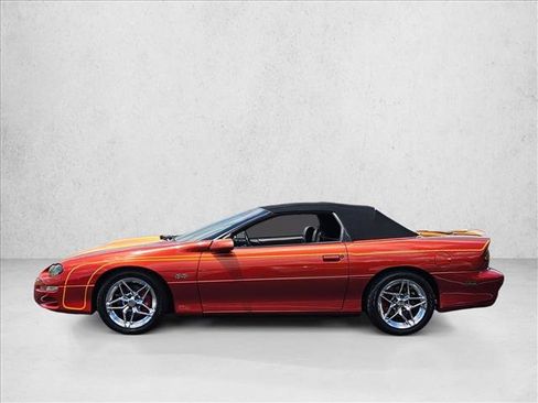 Used 2001 Chevrolet Camaro Z28 w/ SS Performance/Appearance Pkg RWD image 3